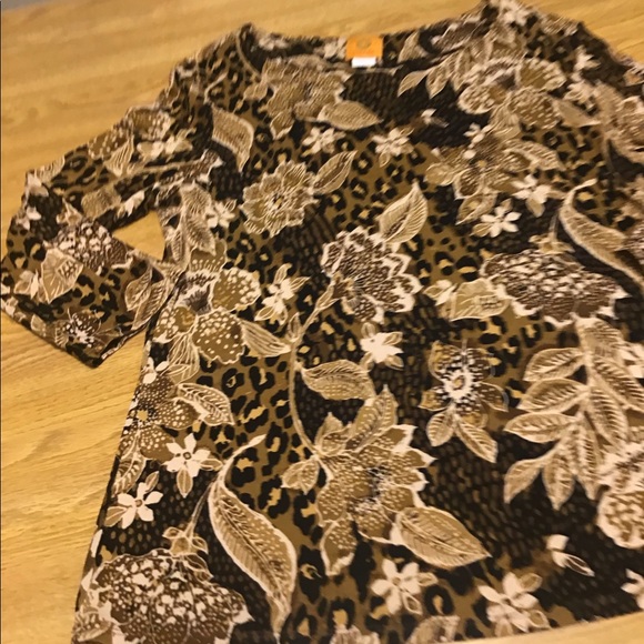 Ruby Road top size L draw string brown floral pattern nice Holiday shirt 🥀 - Picture 12 of 12